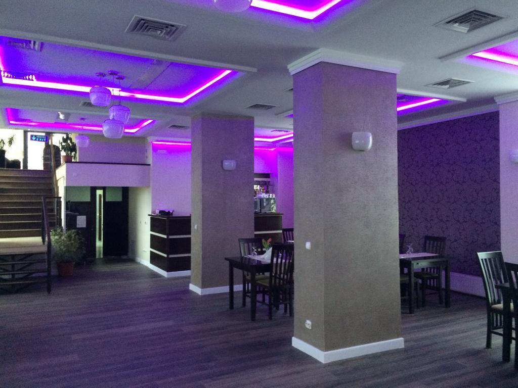 Pensiunea Novis Iasi Esterno foto