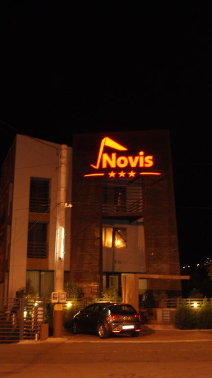 Pensiunea Novis Iasi Esterno foto