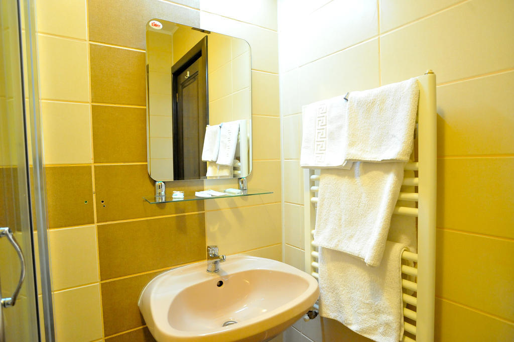 Pensiunea Novis Iasi Camera foto